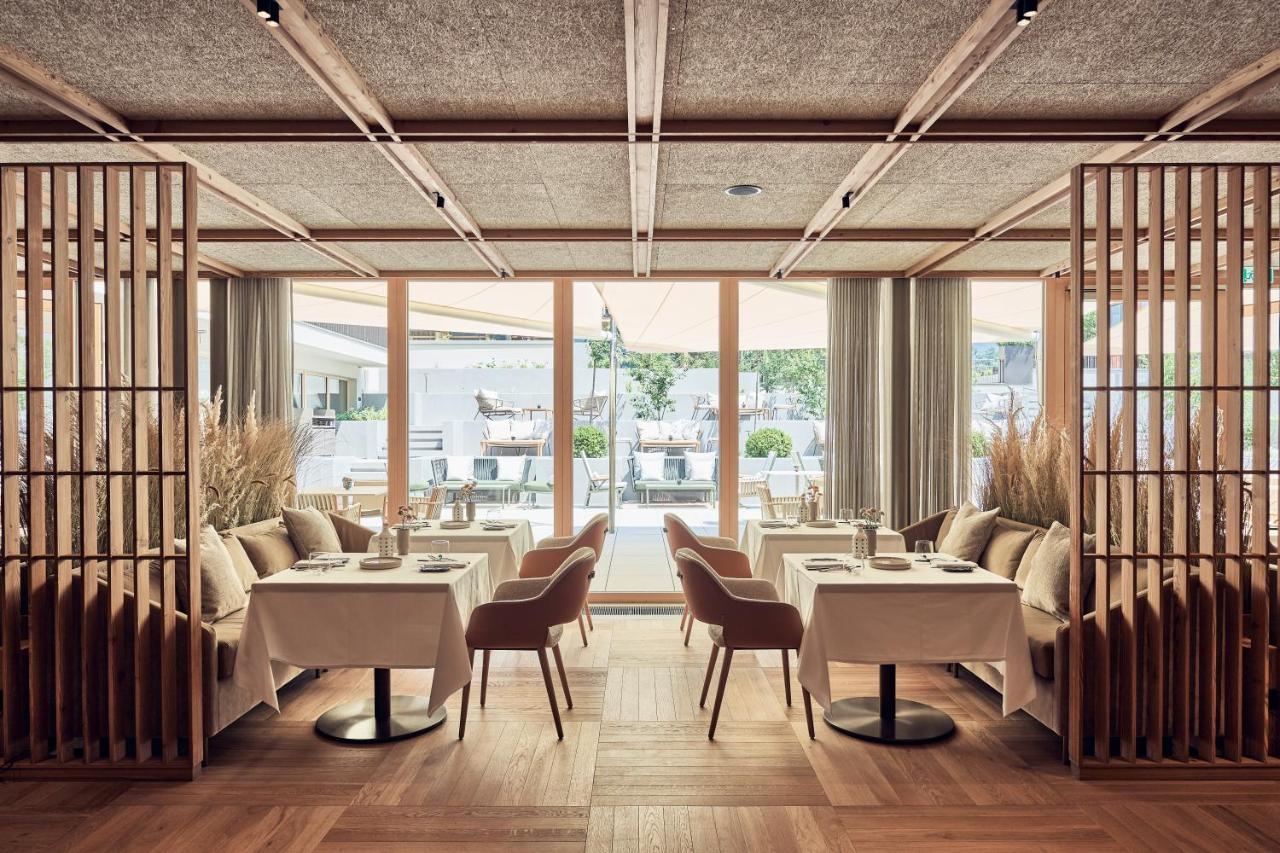 ריסקונה Falkensteiner Hotel Kronplatz - The Leading Hotels Of The World (Adults Only) מראה חיצוני תמונה Restaurant