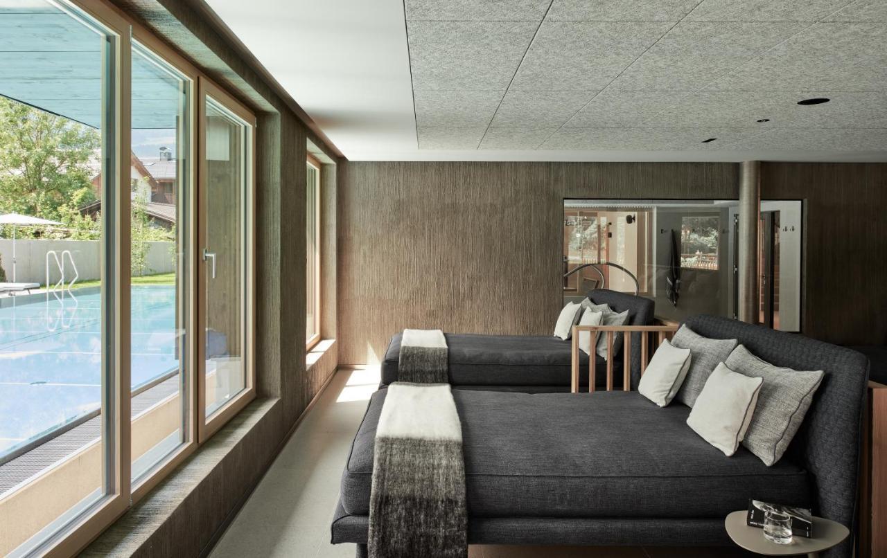 ריסקונה Falkensteiner Hotel Kronplatz - The Leading Hotels Of The World (Adults Only) מראה חיצוני תמונה Interior of a private suite