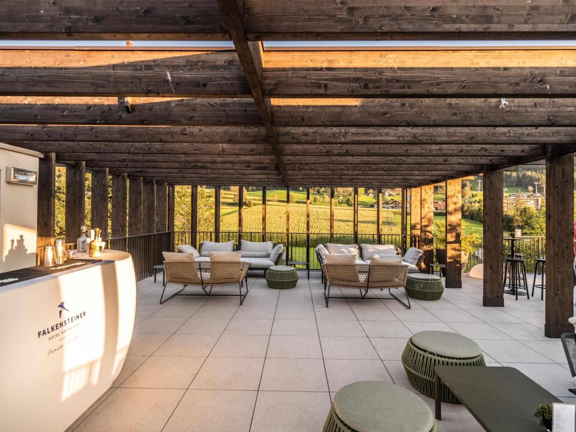 ריסקונה Falkensteiner Hotel Kronplatz - The Leading Hotels Of The World (Adults Only) מראה חיצוני תמונה